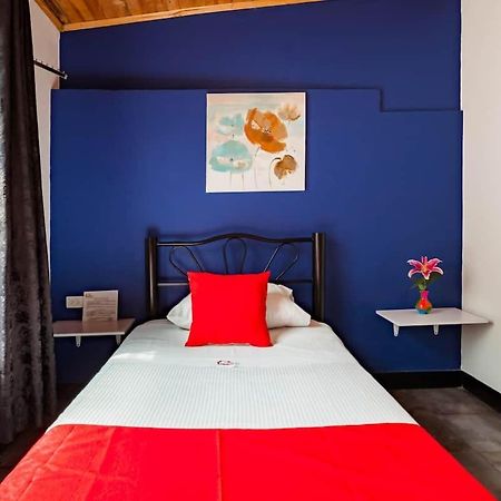 Hotel Casa Normandia Богота Экстерьер фото