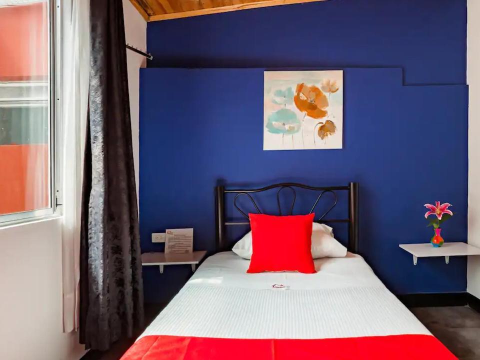 Hotel Casa Normandia Богота Экстерьер фото