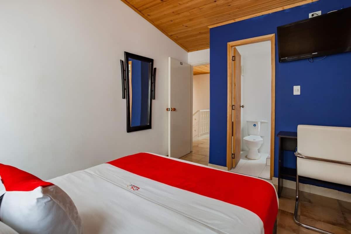 Hotel Casa Normandia Богота Экстерьер фото