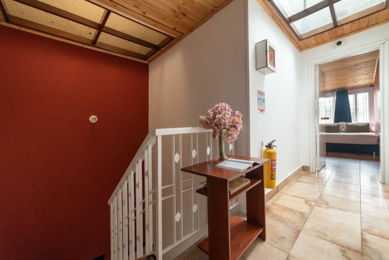 Hotel Casa Normandia Богота Экстерьер фото