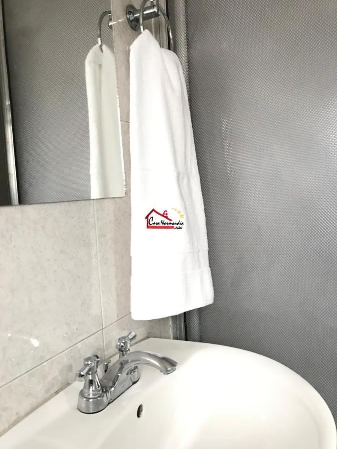 Hotel Casa Normandia Богота Экстерьер фото